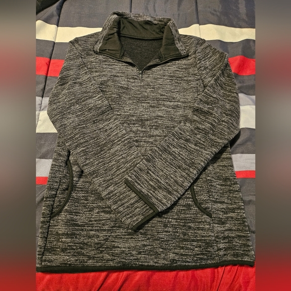 Great condition pullover - Picture 1 of 2